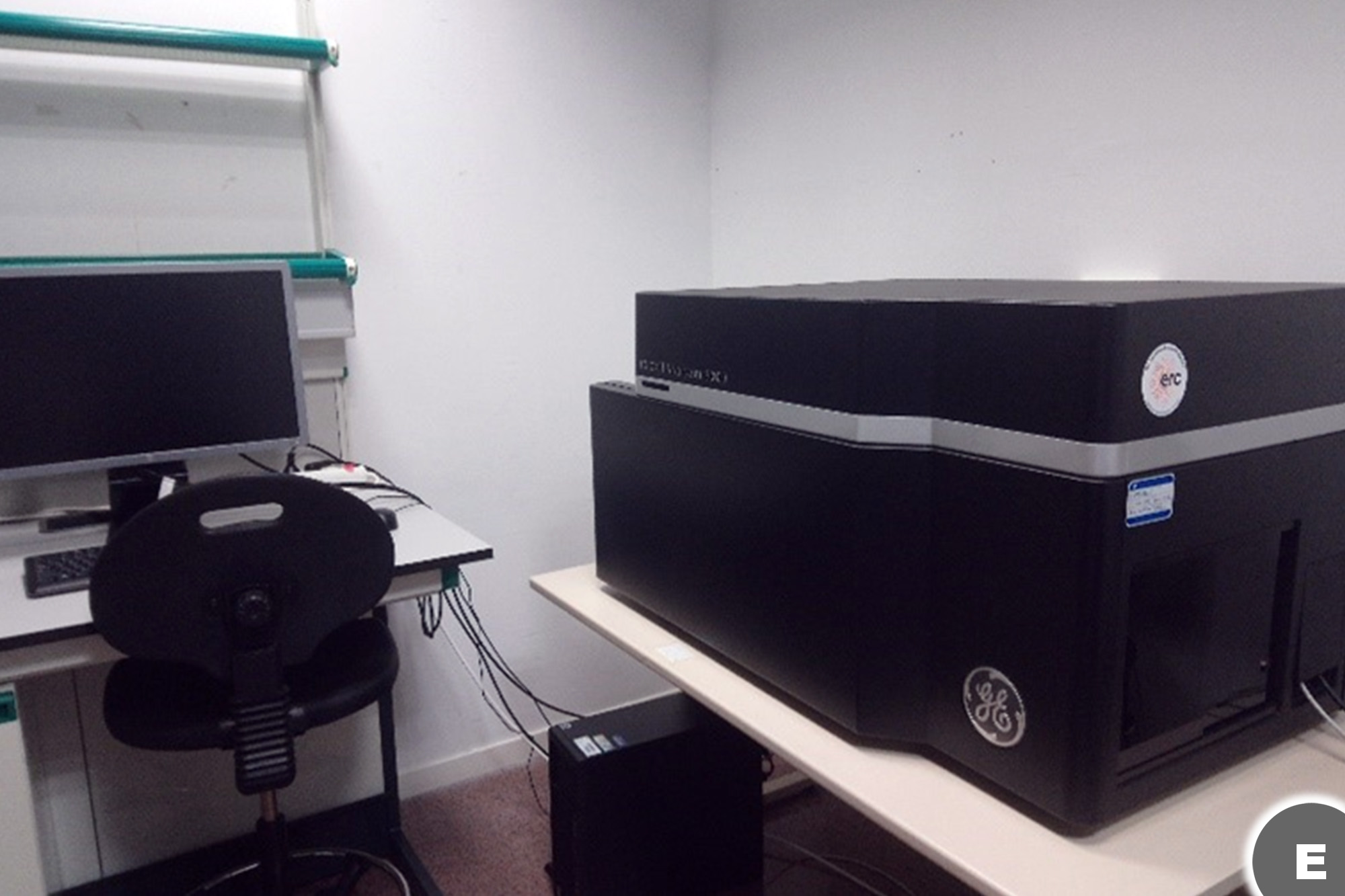 Imagen del analizador de imagen celular IN CELL Analyzer 6000