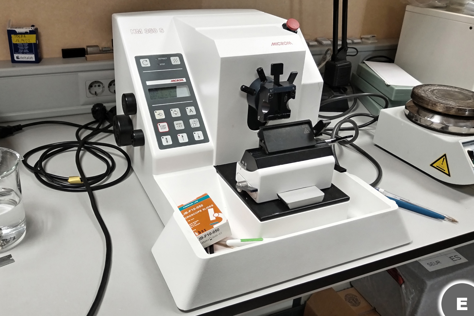 Imagen del Microtomo (HM 350 S, Microm)