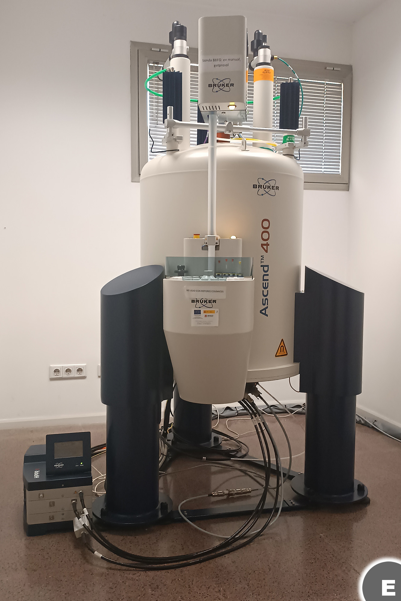 Imagen RMN (AVANCE Neo 400, Bruker)