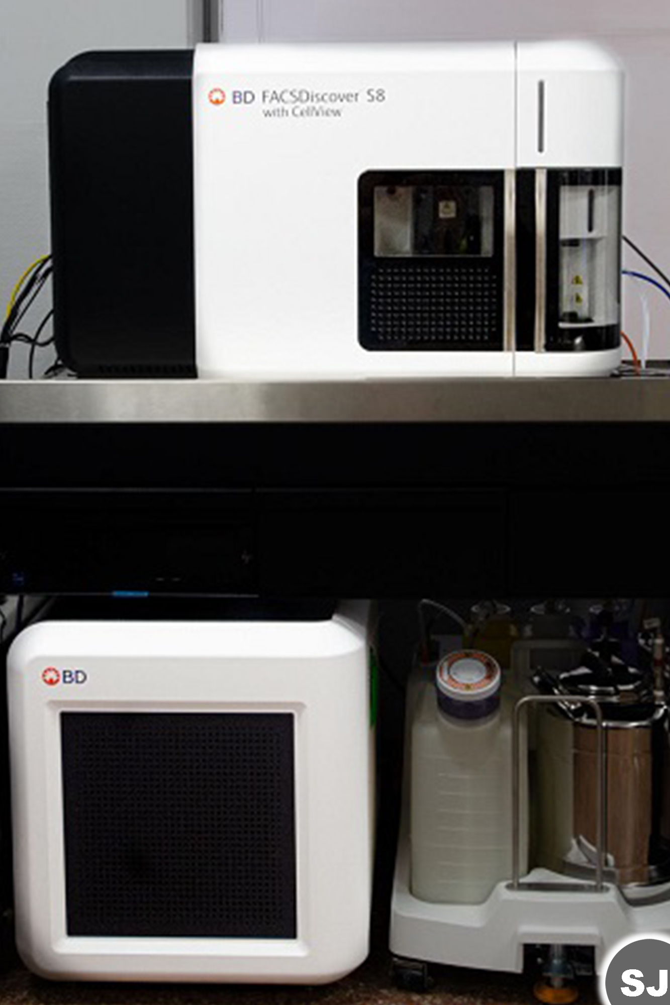 Imagen del Citómetro de flujo espectral - Separador celular (FACSDiscover™ S8, Becton Dickinson)