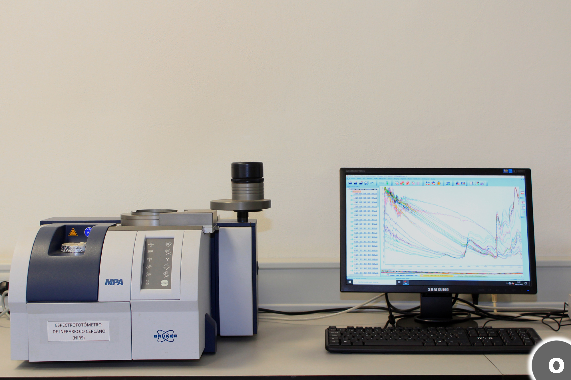 imagen Espectrómetro de infrarrojo cercano (NIR-MPA, Bruker)